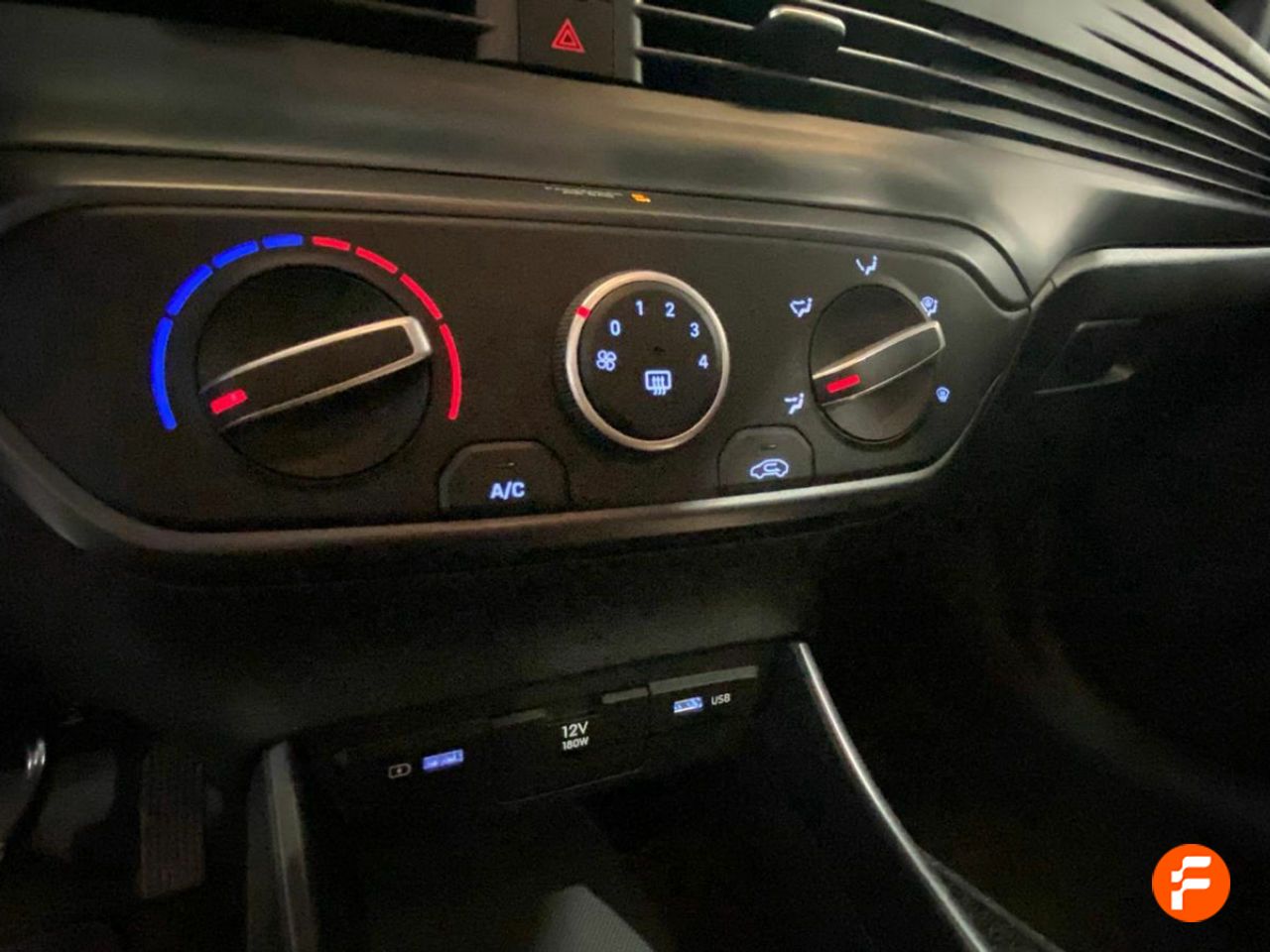 Foto Hyundai i20 15