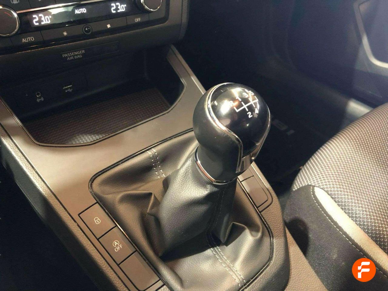 Foto Seat Ibiza 19