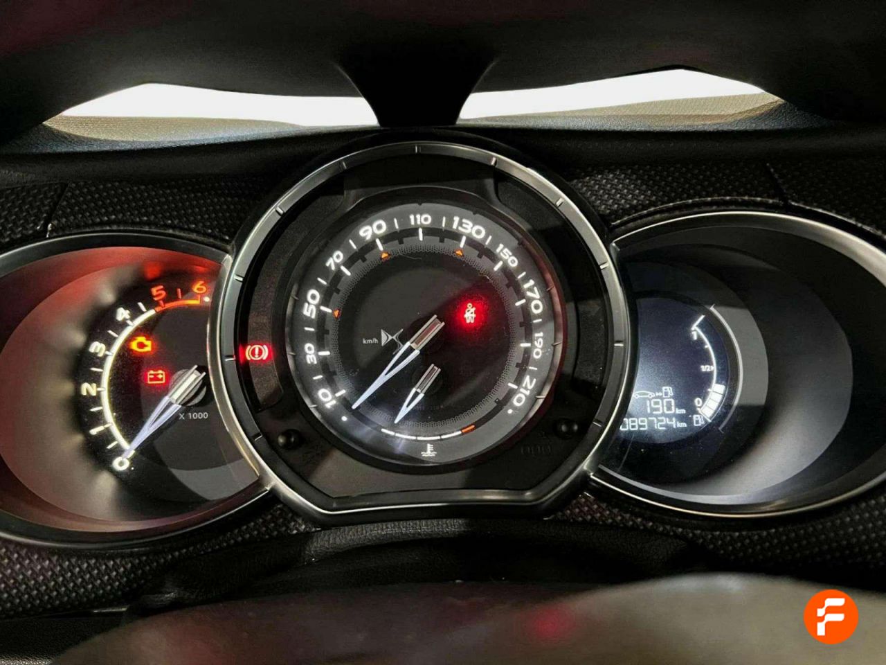 Foto DS Automobiles DS 3 13
