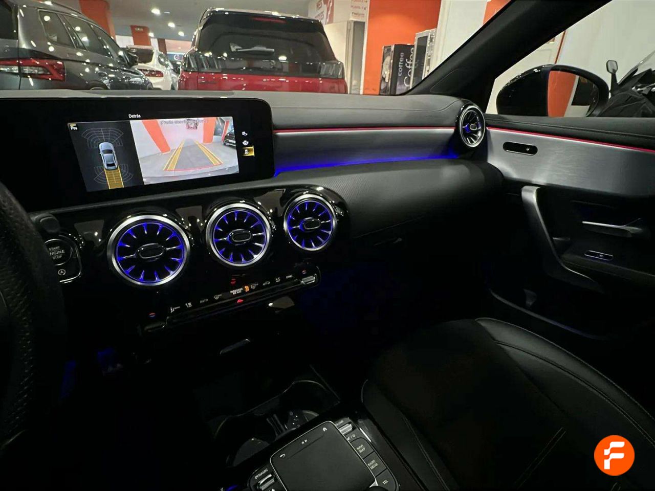 Foto Mercedes-Benz Clase A 25