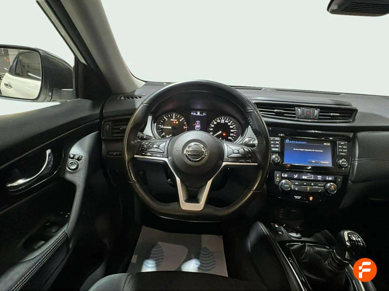 Foto Nissan X-Trail 11