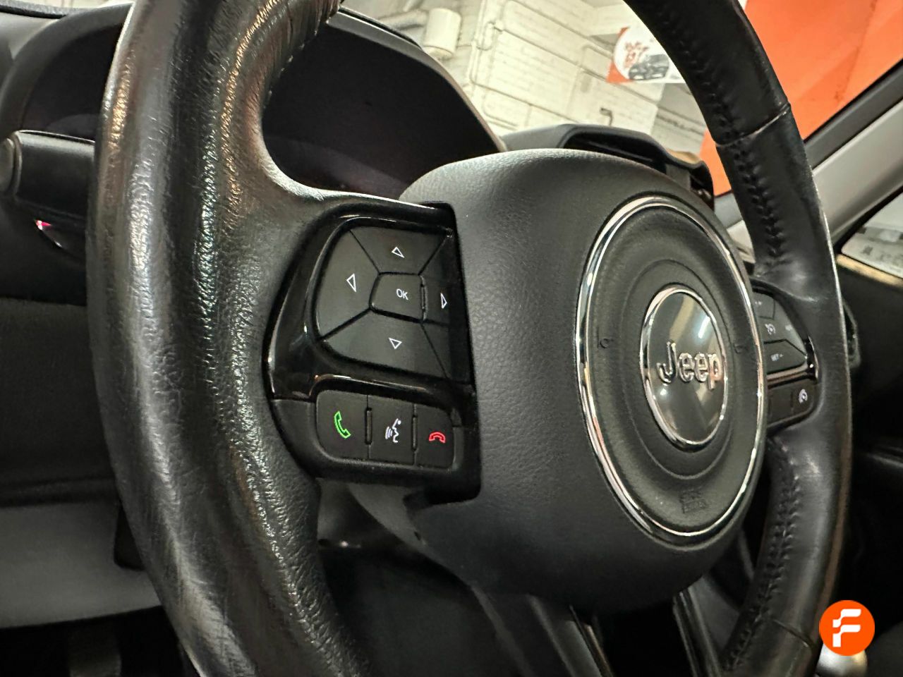 Foto Jeep Renegade 31