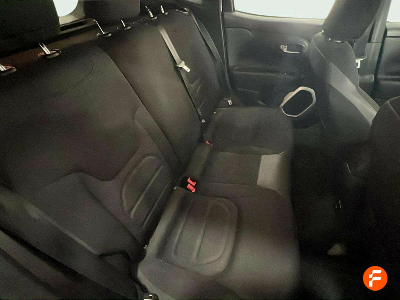 Foto Jeep Renegade 15