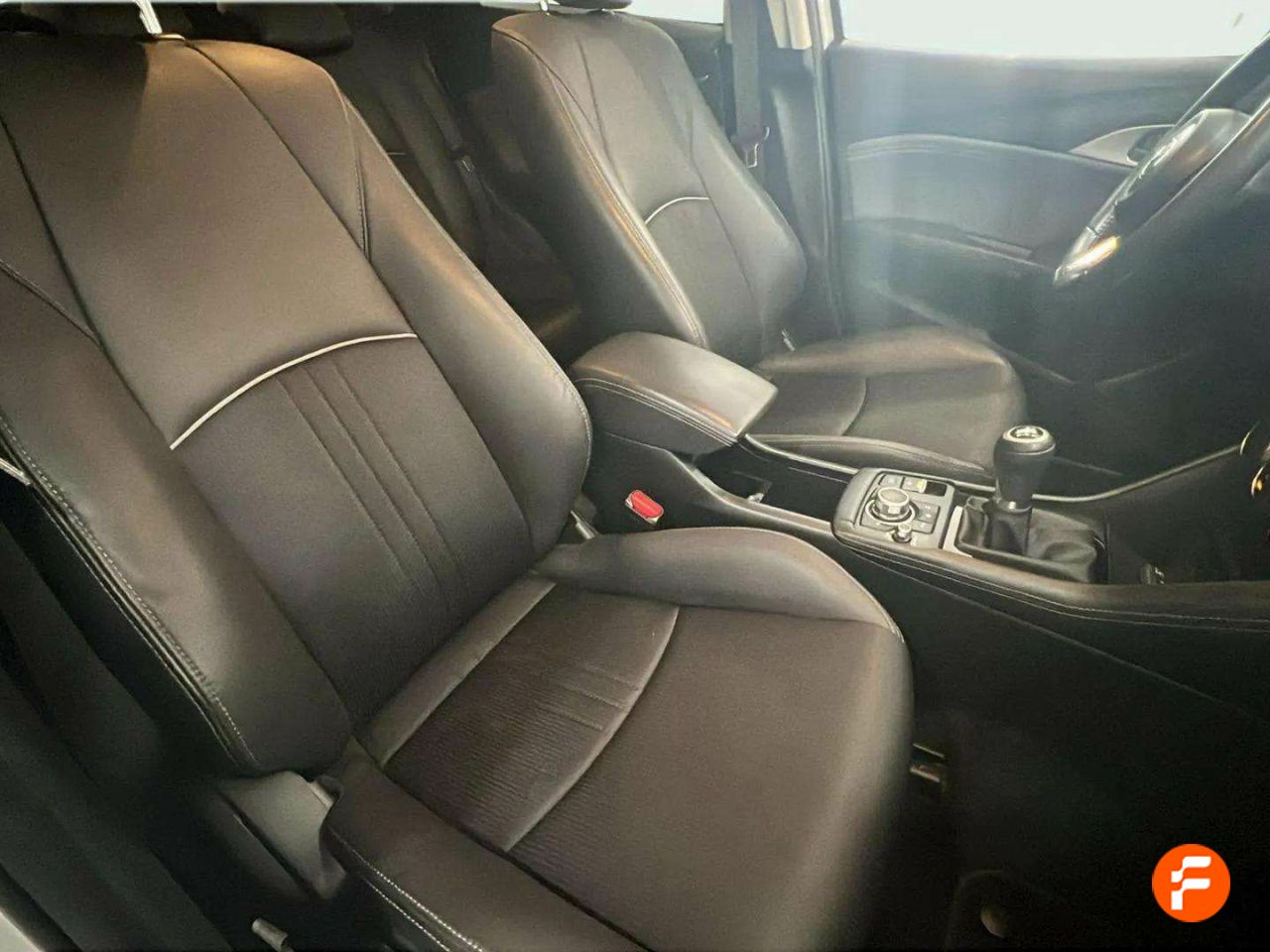 Foto Mazda CX-3 14