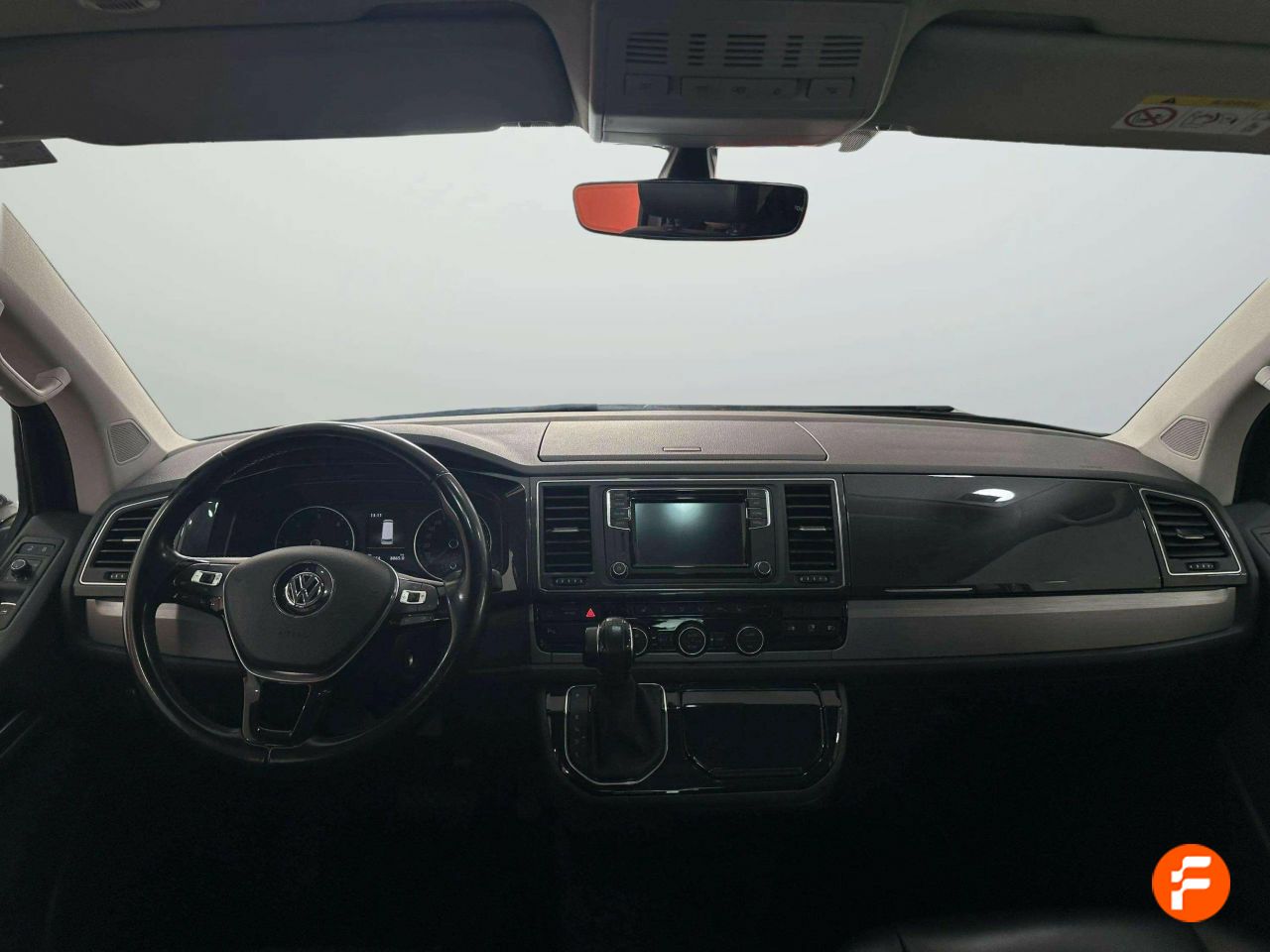 Foto Volkswagen Multivan 9