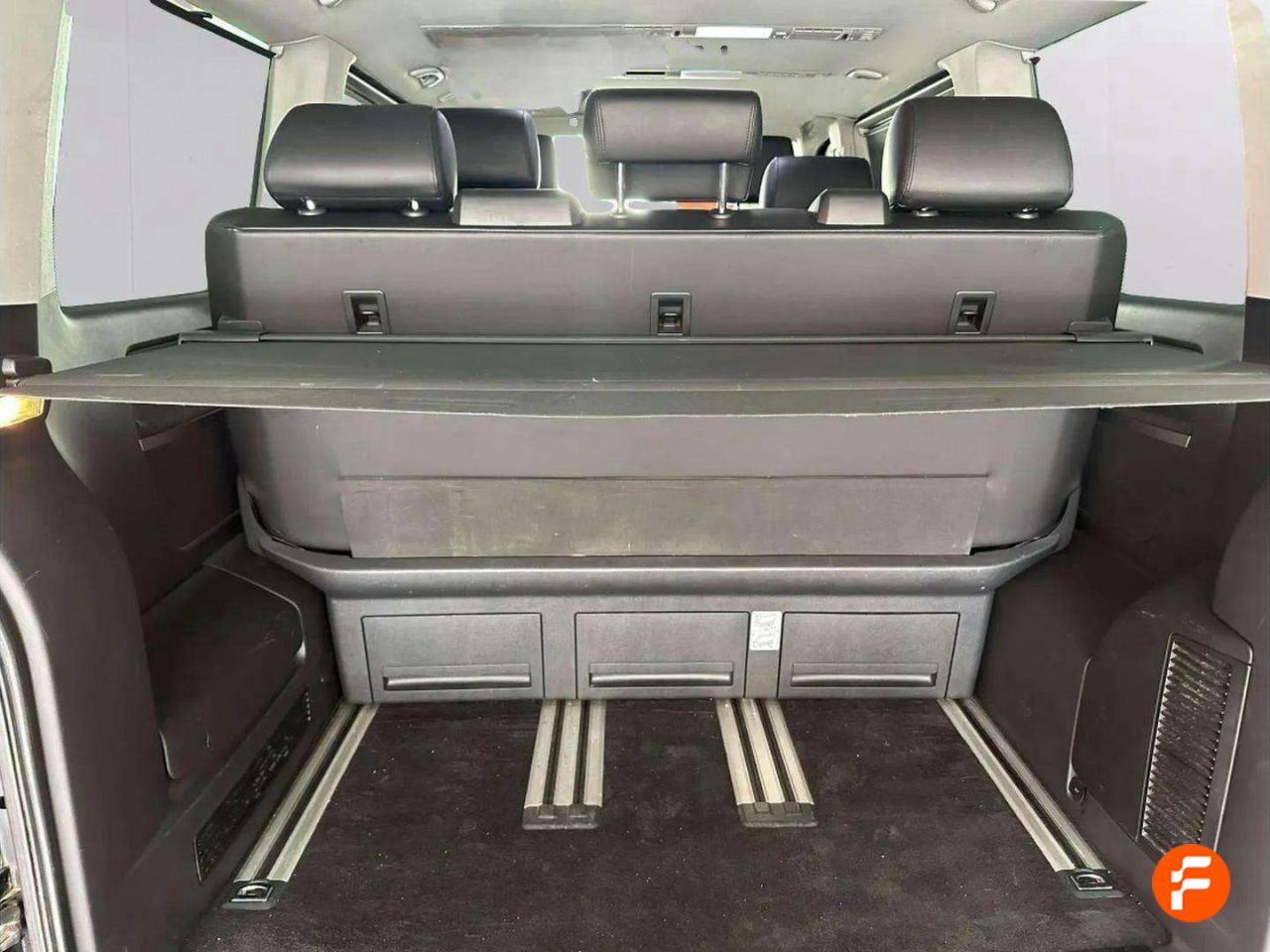 Foto Volkswagen Multivan 18