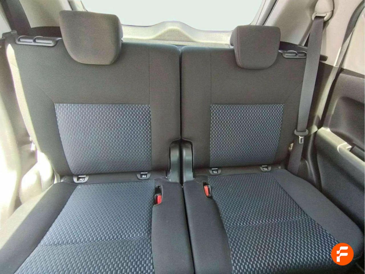 Foto Suzuki Ignis 15