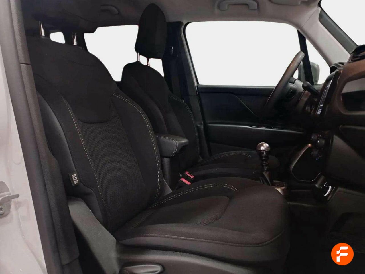 Foto Jeep Renegade 13