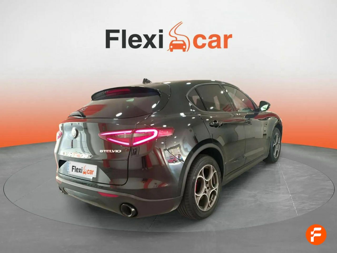 Foto Alfa Romeo Stelvio 8