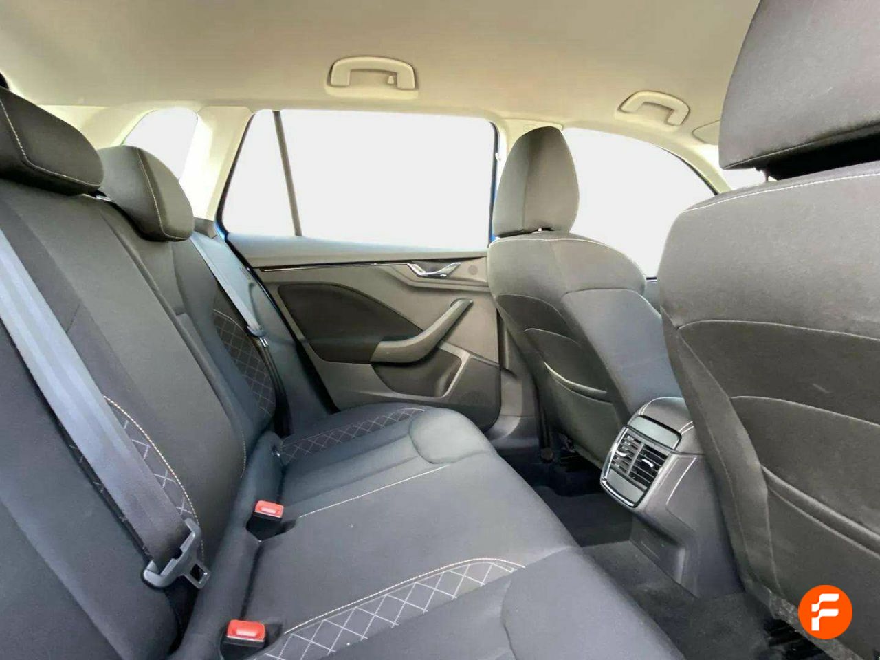 Foto Skoda Kamiq 15