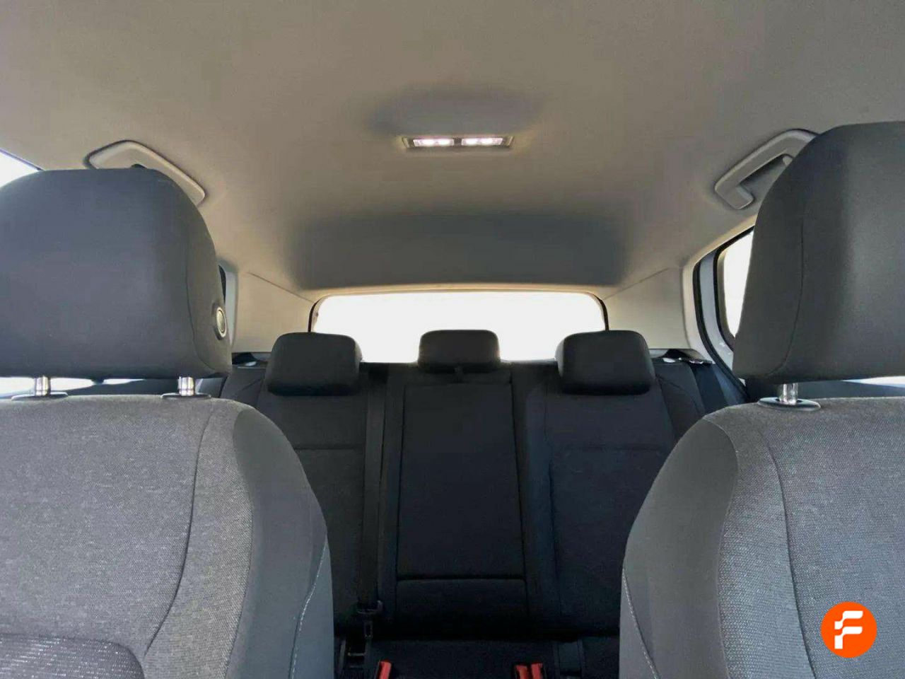 Foto Volkswagen Golf 16