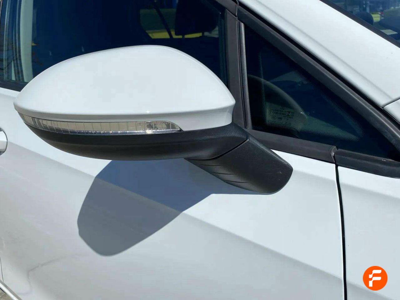 Foto Volkswagen Golf 24