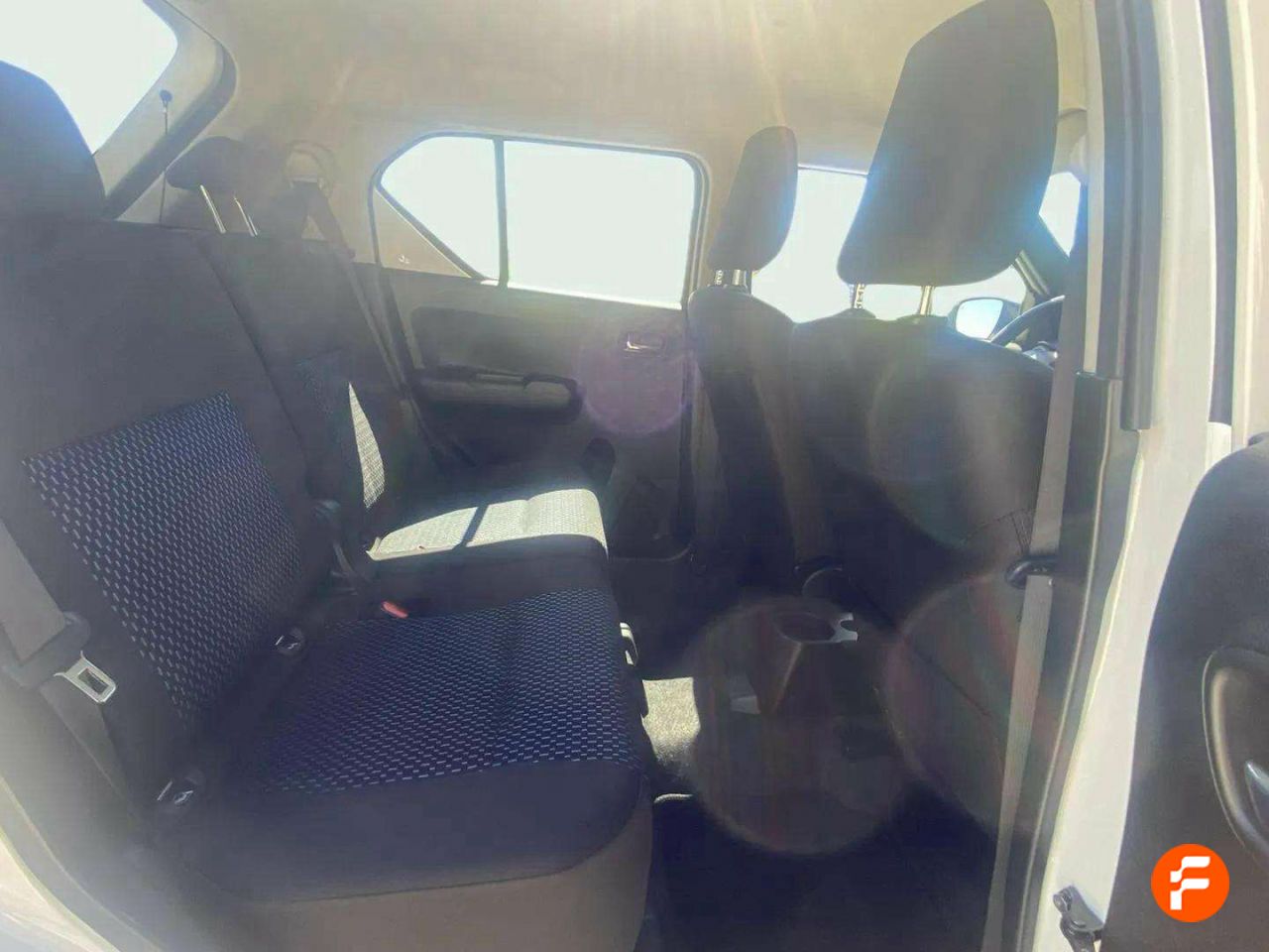 Foto Suzuki Ignis 15
