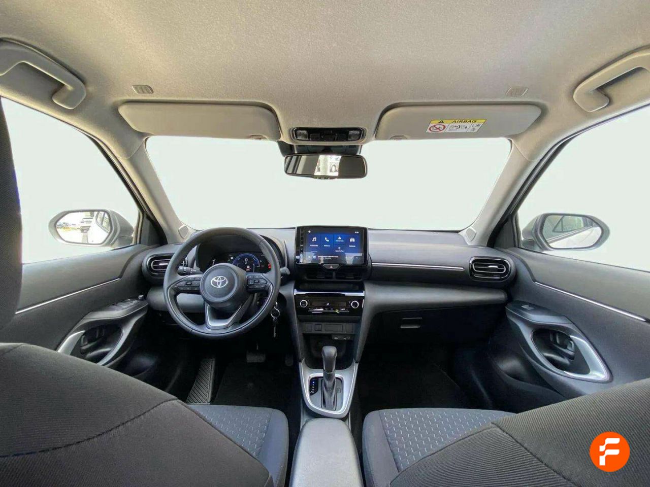 Foto Toyota Yaris 10