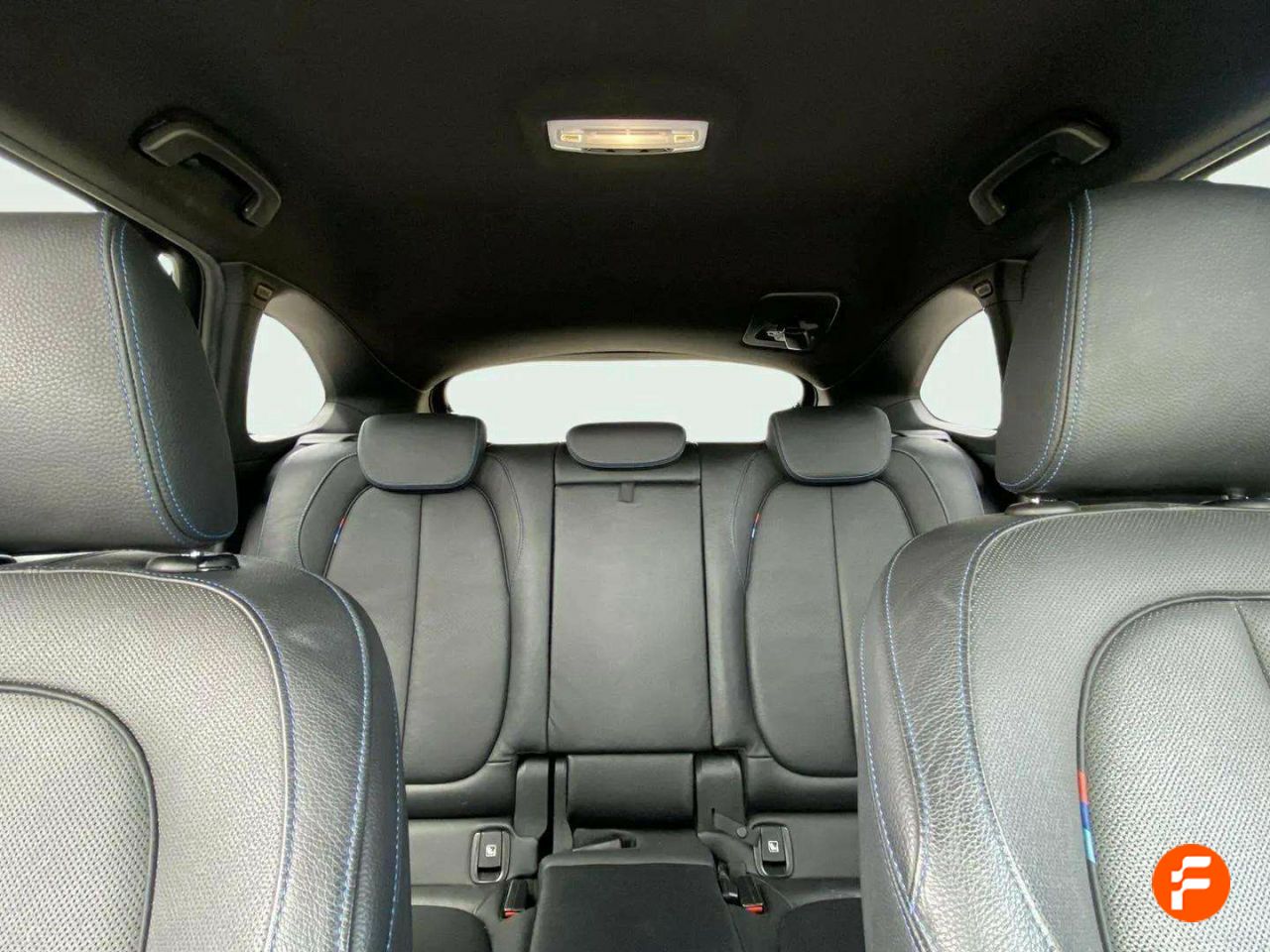 Foto BMW X1 16