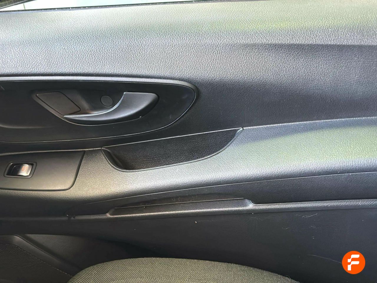 Foto Mercedes-Benz Vito 18