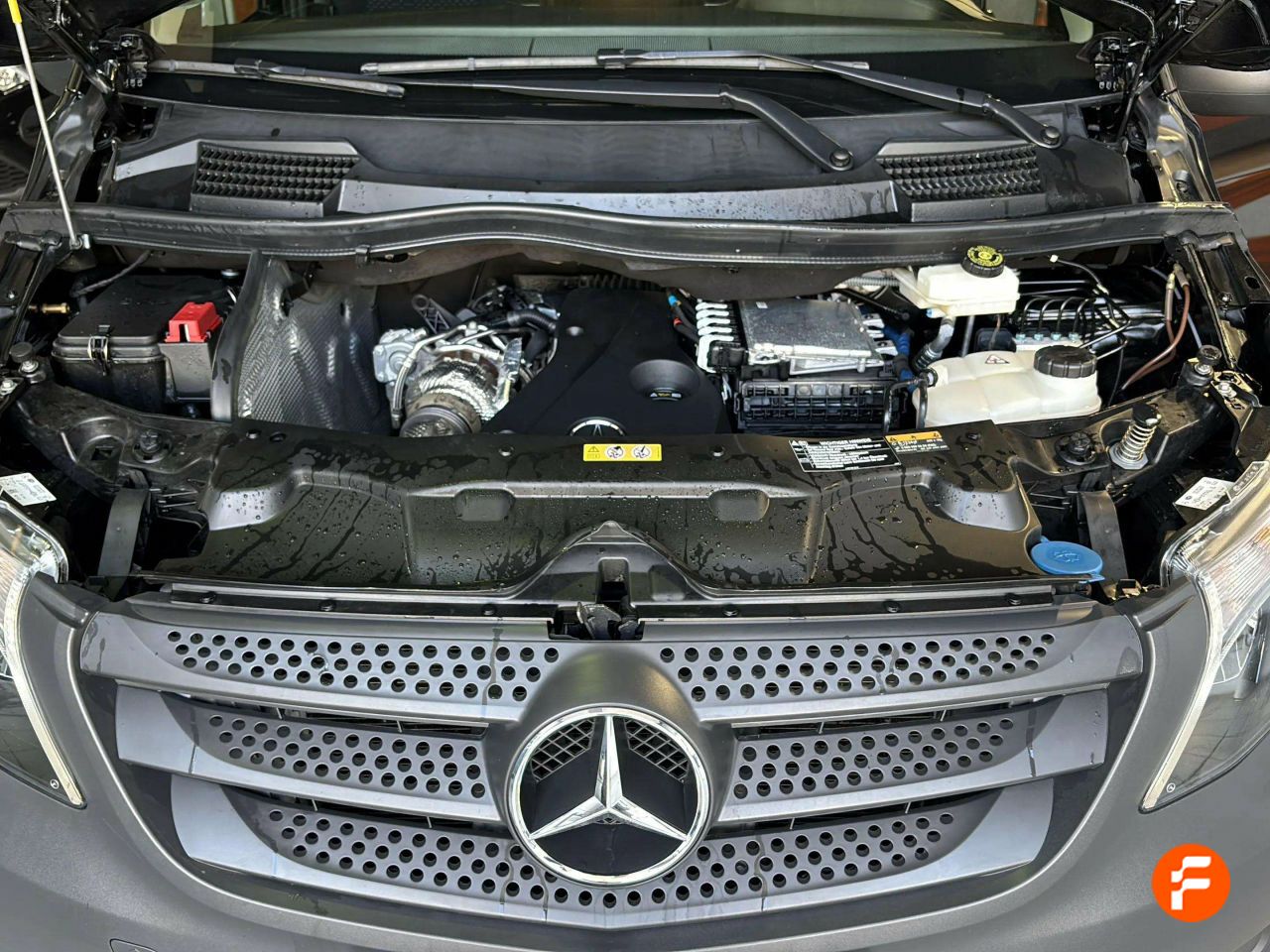 Foto Mercedes-Benz Vito 31