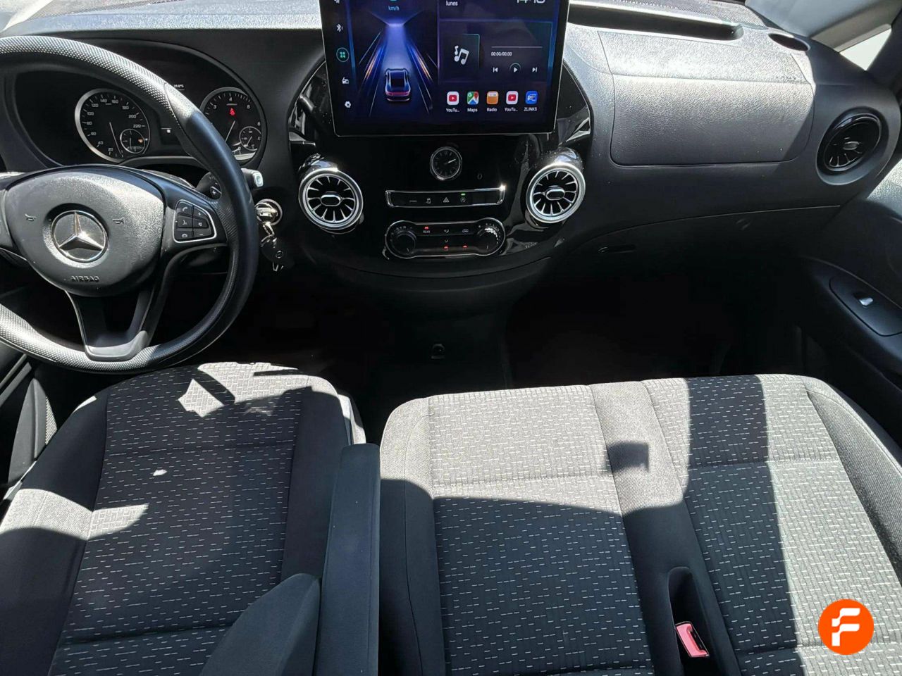 Foto Mercedes-Benz Vito 11