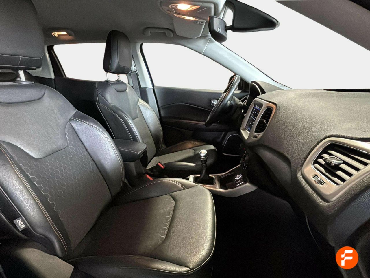 Foto Jeep Compass 16