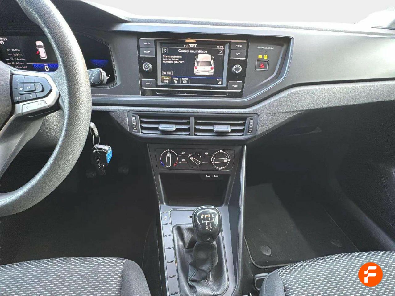 Foto Volkswagen Polo 11