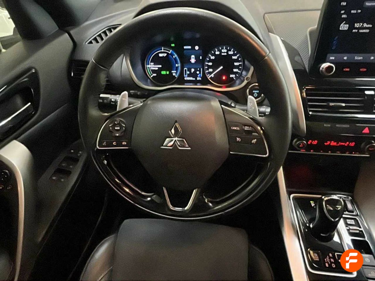 Foto Mitsubishi Eclipse Cross 13