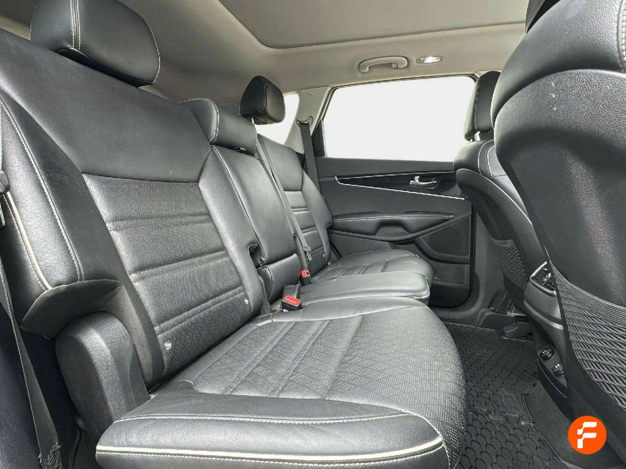 Foto Kia Sorento 16