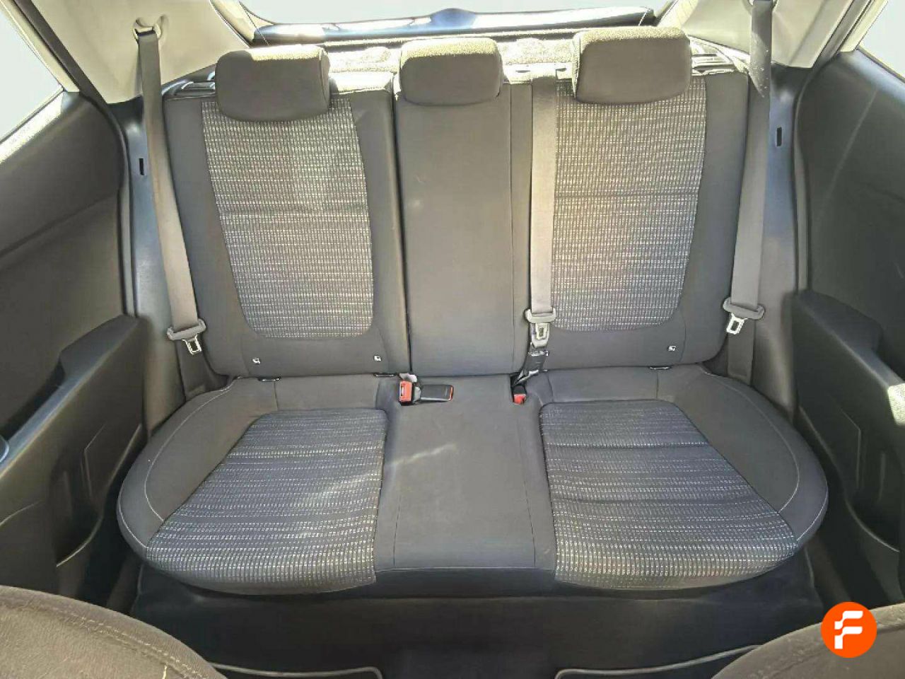 Foto Kia Stonic 20