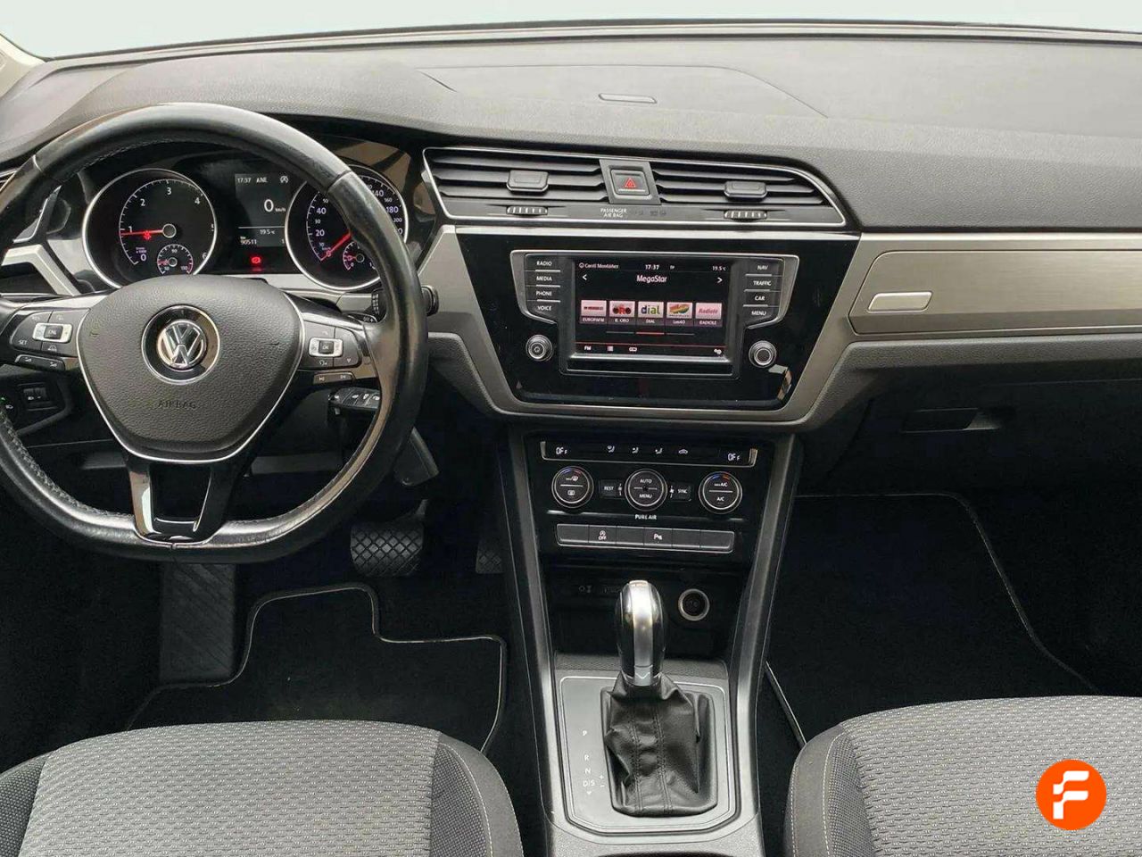 Foto Volkswagen Touran 12