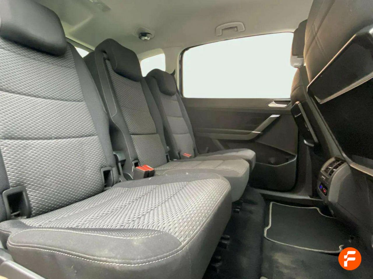 Foto Volkswagen Touran 19