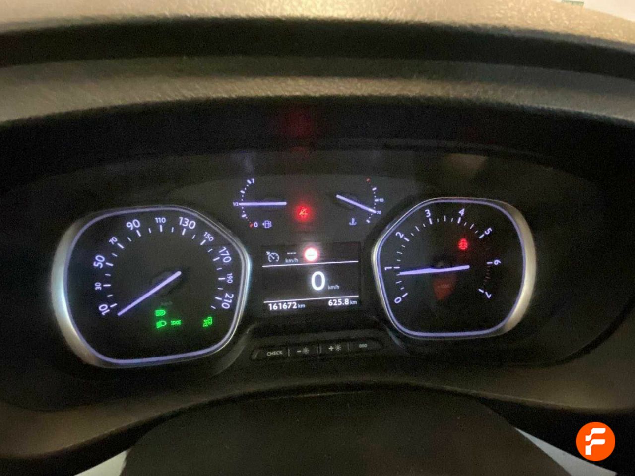 Foto Peugeot Traveller 15