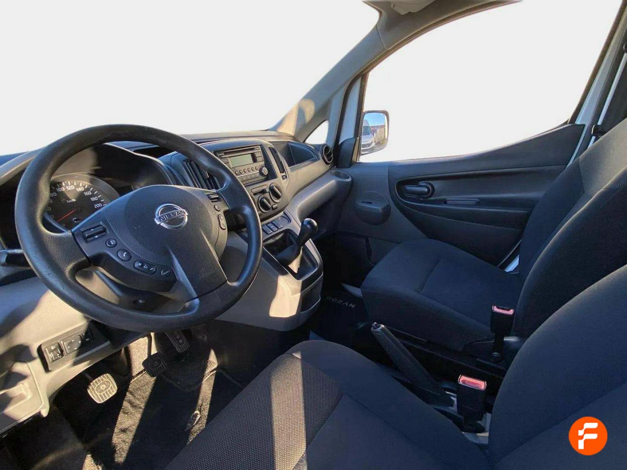 Foto Nissan NV200 16