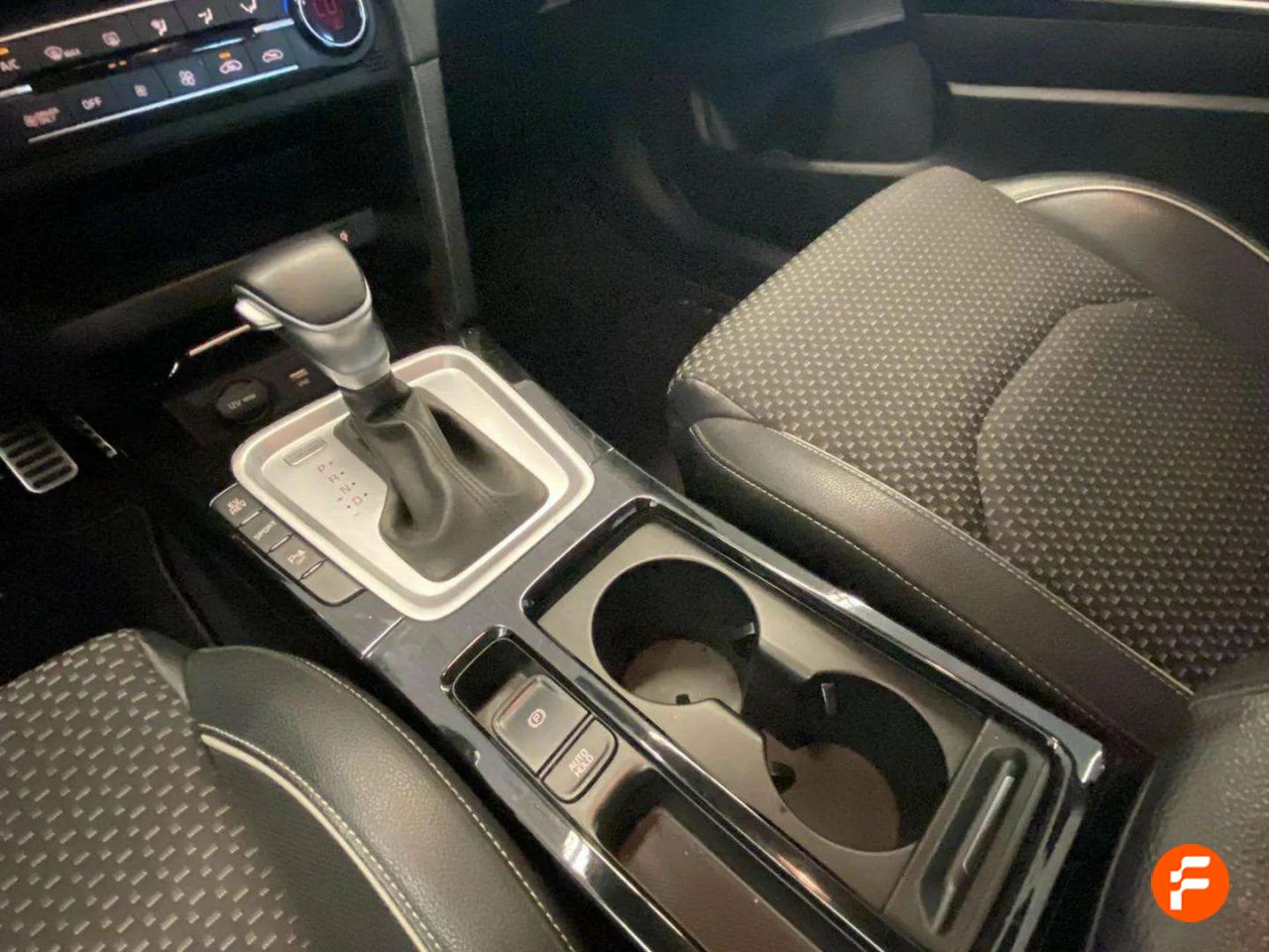 Foto Kia XCeed 17