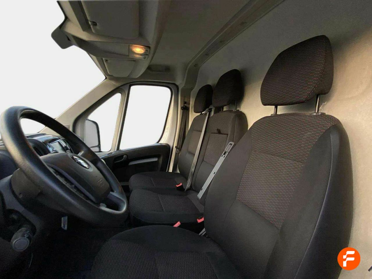 Foto Opel Movano 14
