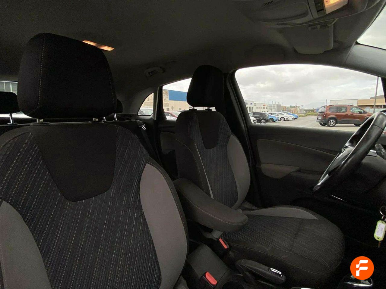 Foto Opel Crossland X 19