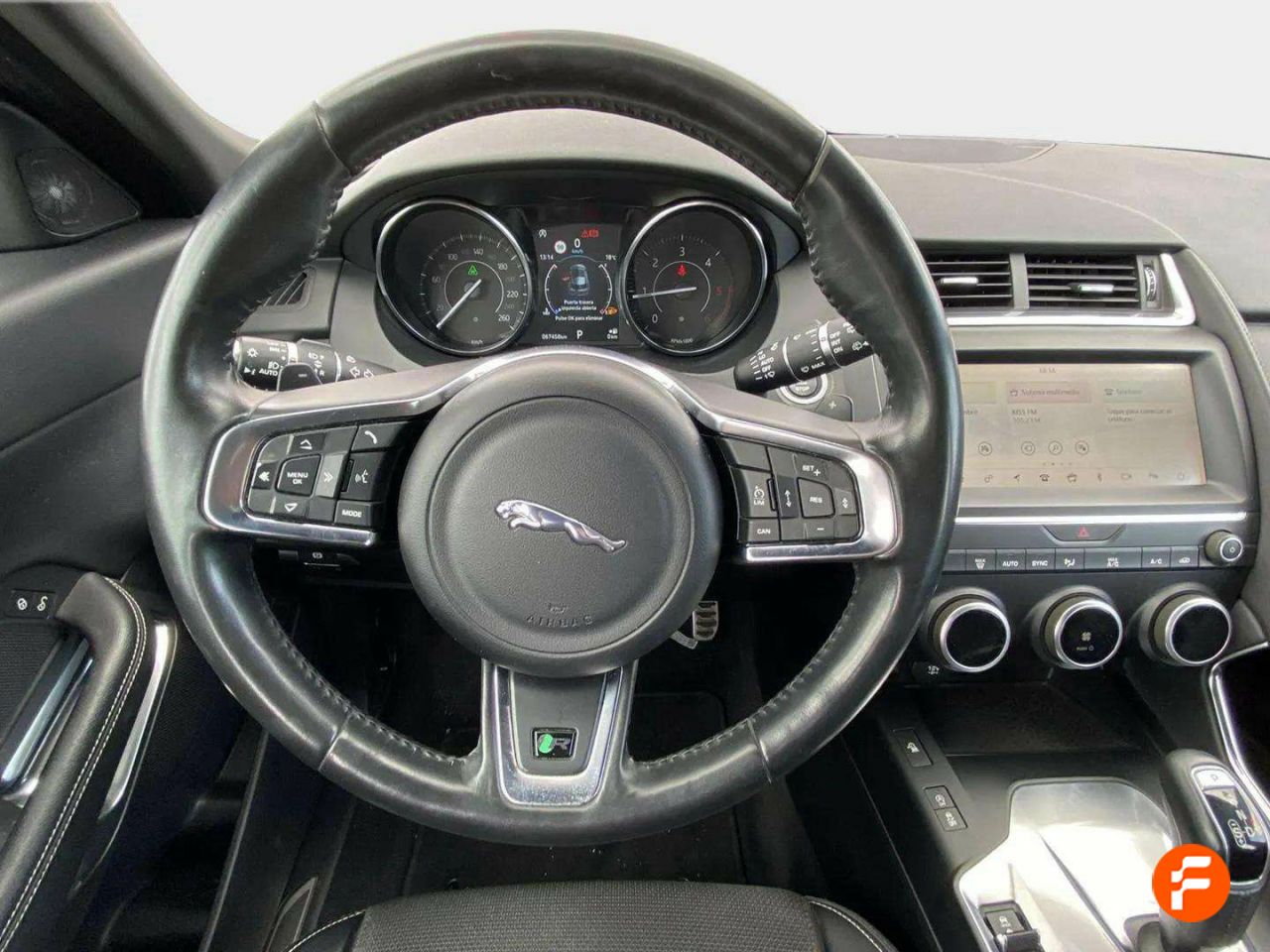 Foto Jaguar E-Pace 13