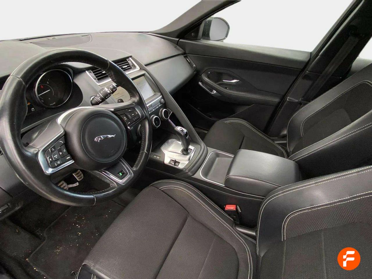Foto Jaguar E-Pace 16