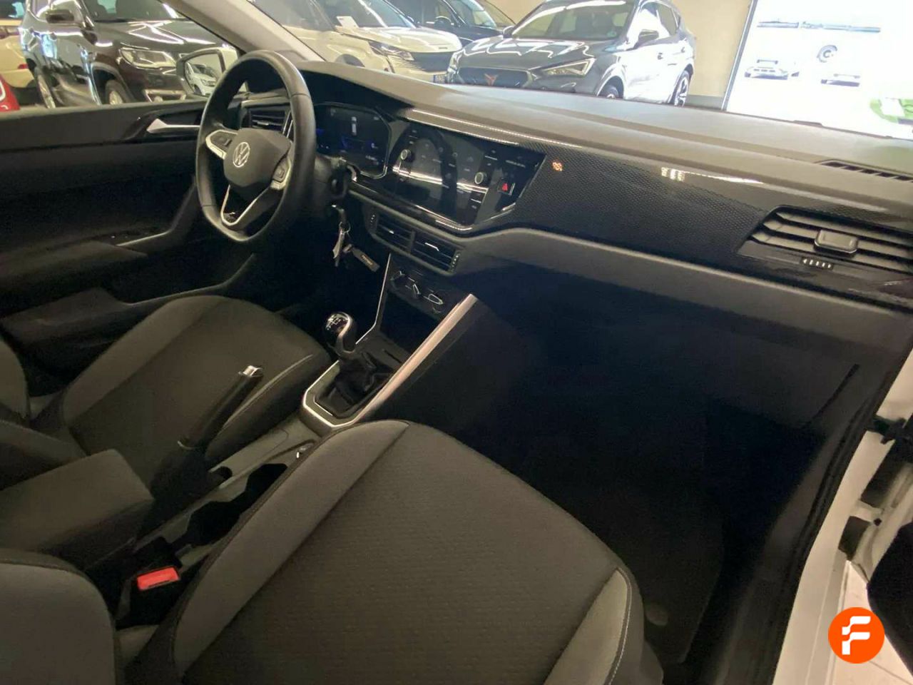 Foto Volkswagen Polo 19
