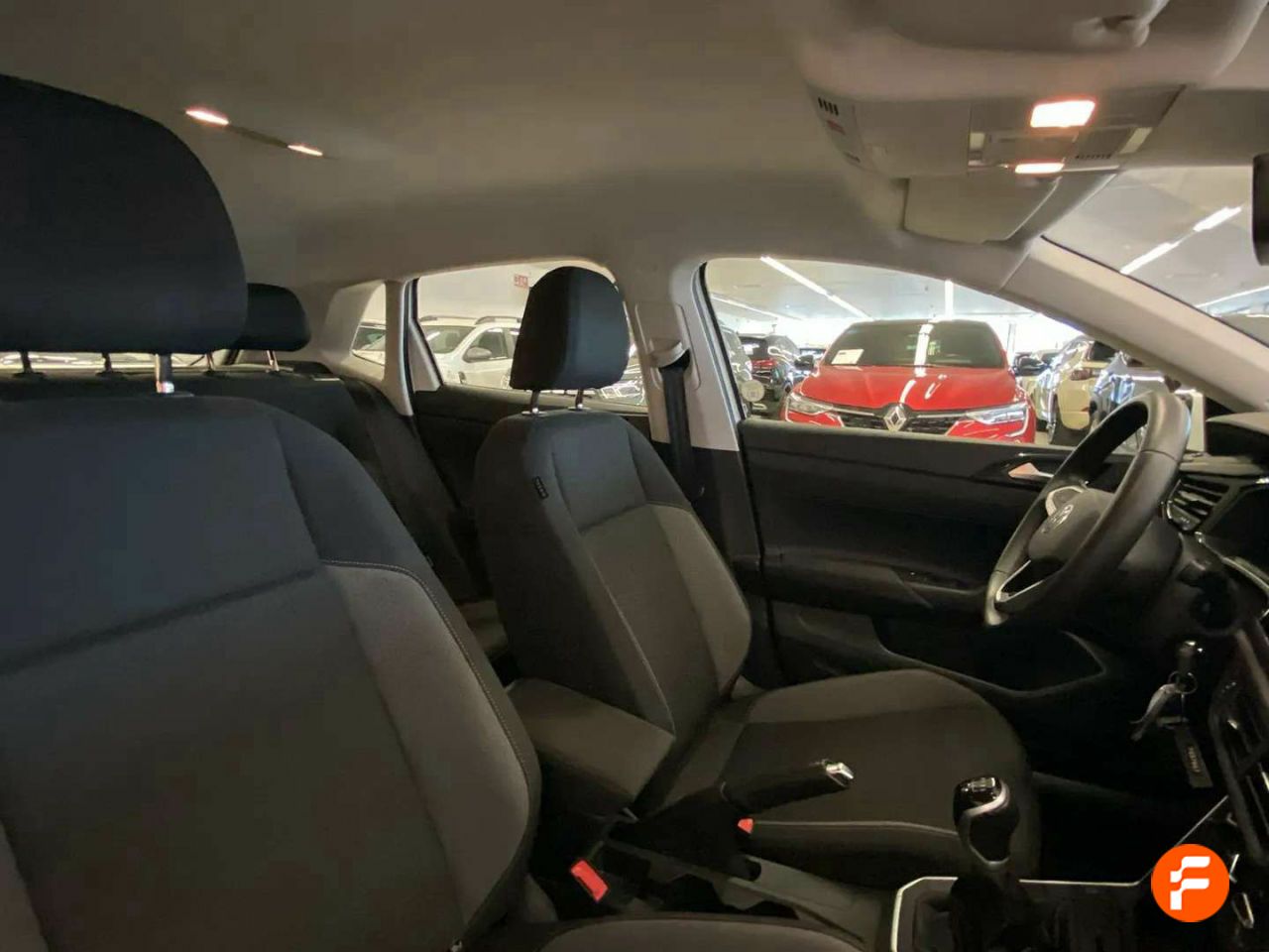 Foto Volkswagen Polo 21