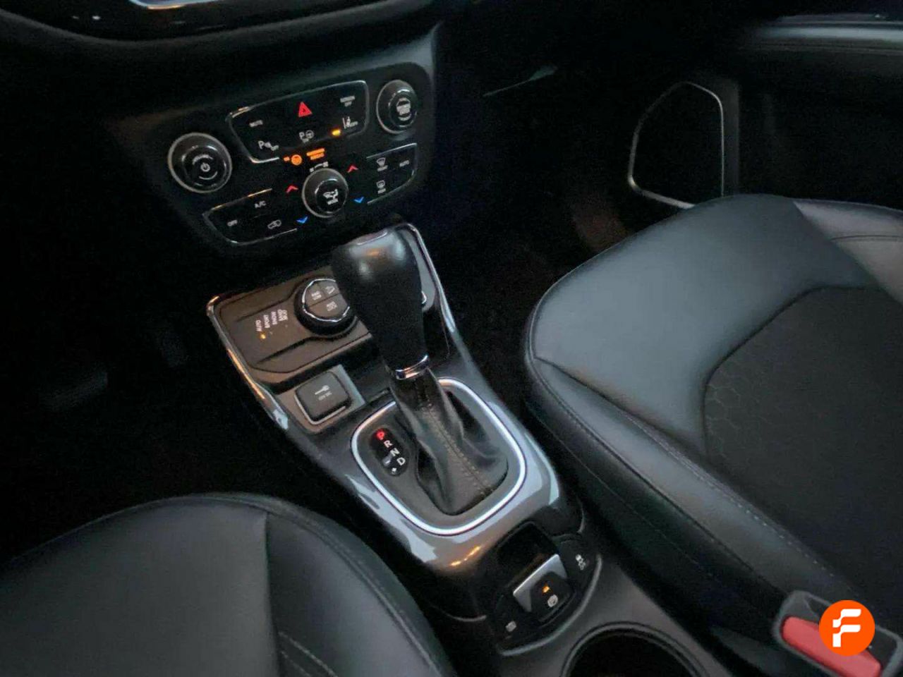 Foto Jeep Compass 17