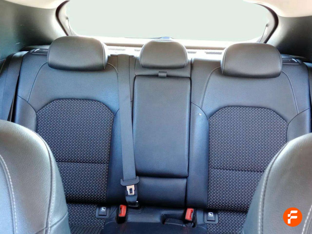 Foto Kia XCeed 13