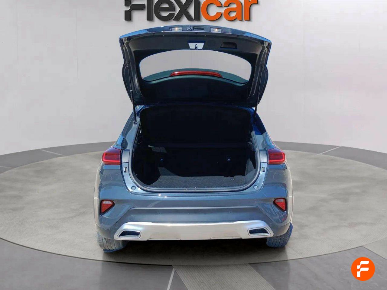 Foto Kia XCeed 14