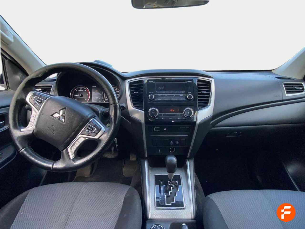 Foto Mitsubishi L200 5