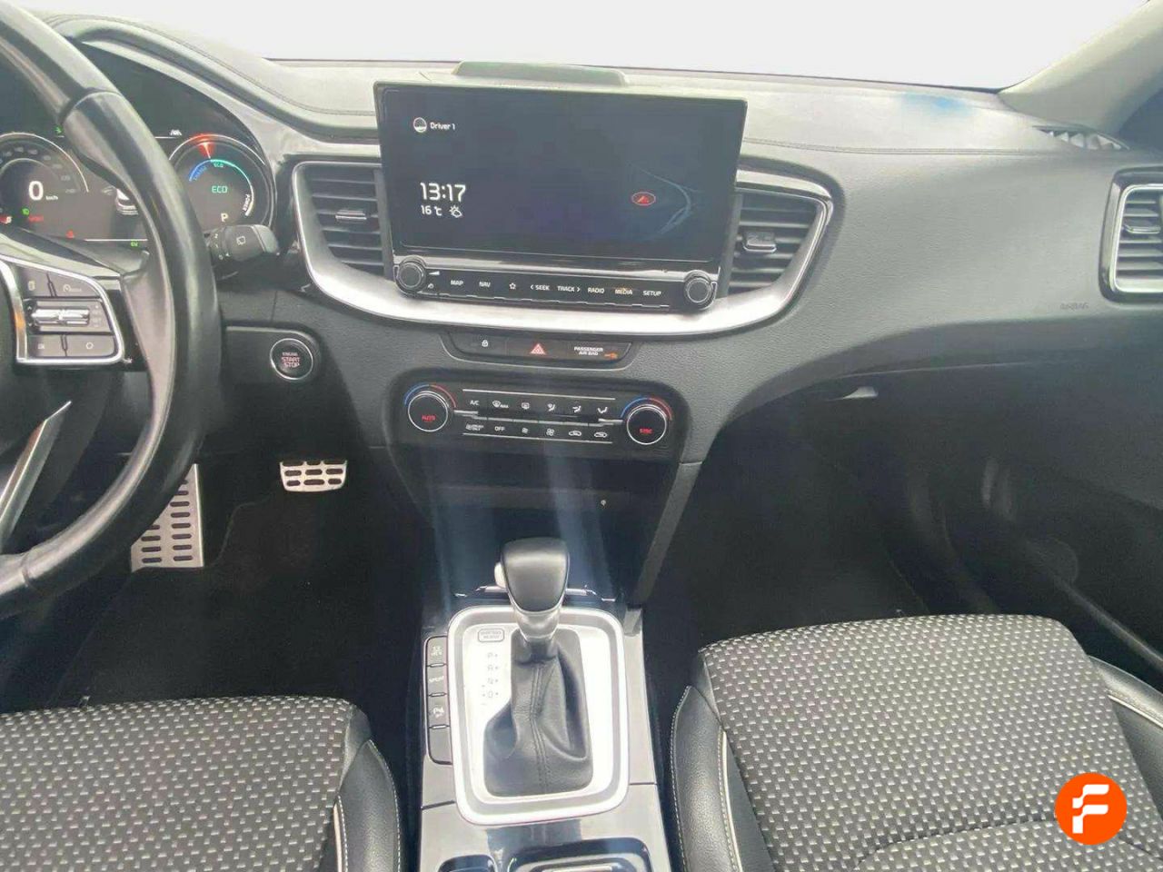 Foto Kia XCeed 8