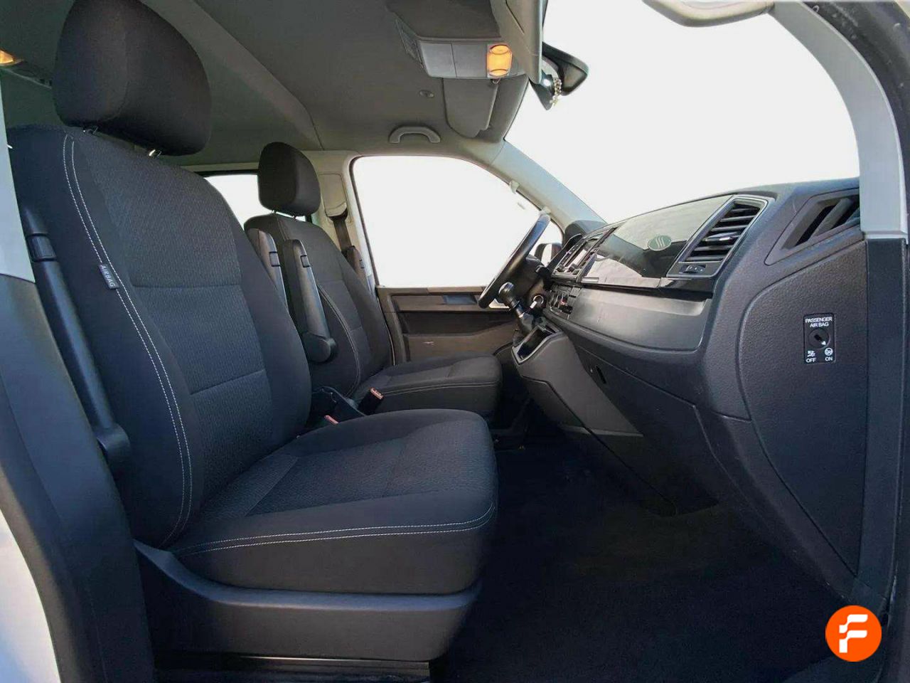 Foto Volkswagen Multivan 14