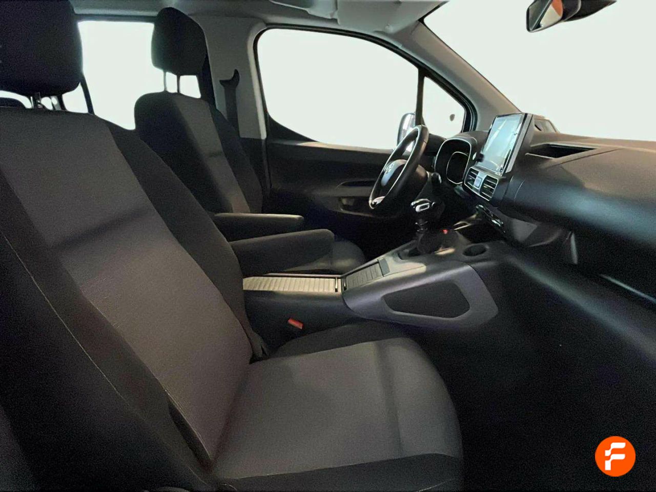 Foto Toyota Proace 13