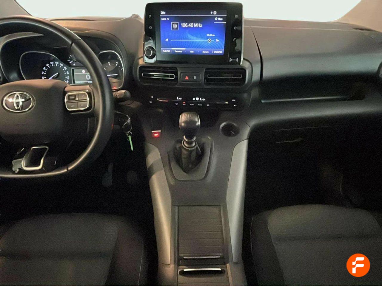 Foto Toyota Proace 18