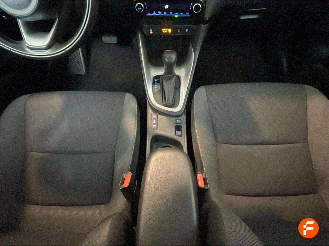 Foto Toyota Yaris 24