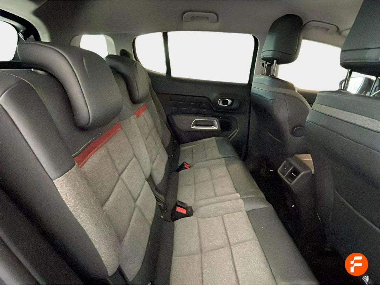 Foto Citroën C5 Aircross 11