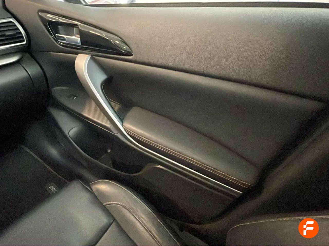 Foto Mitsubishi Eclipse Cross 12