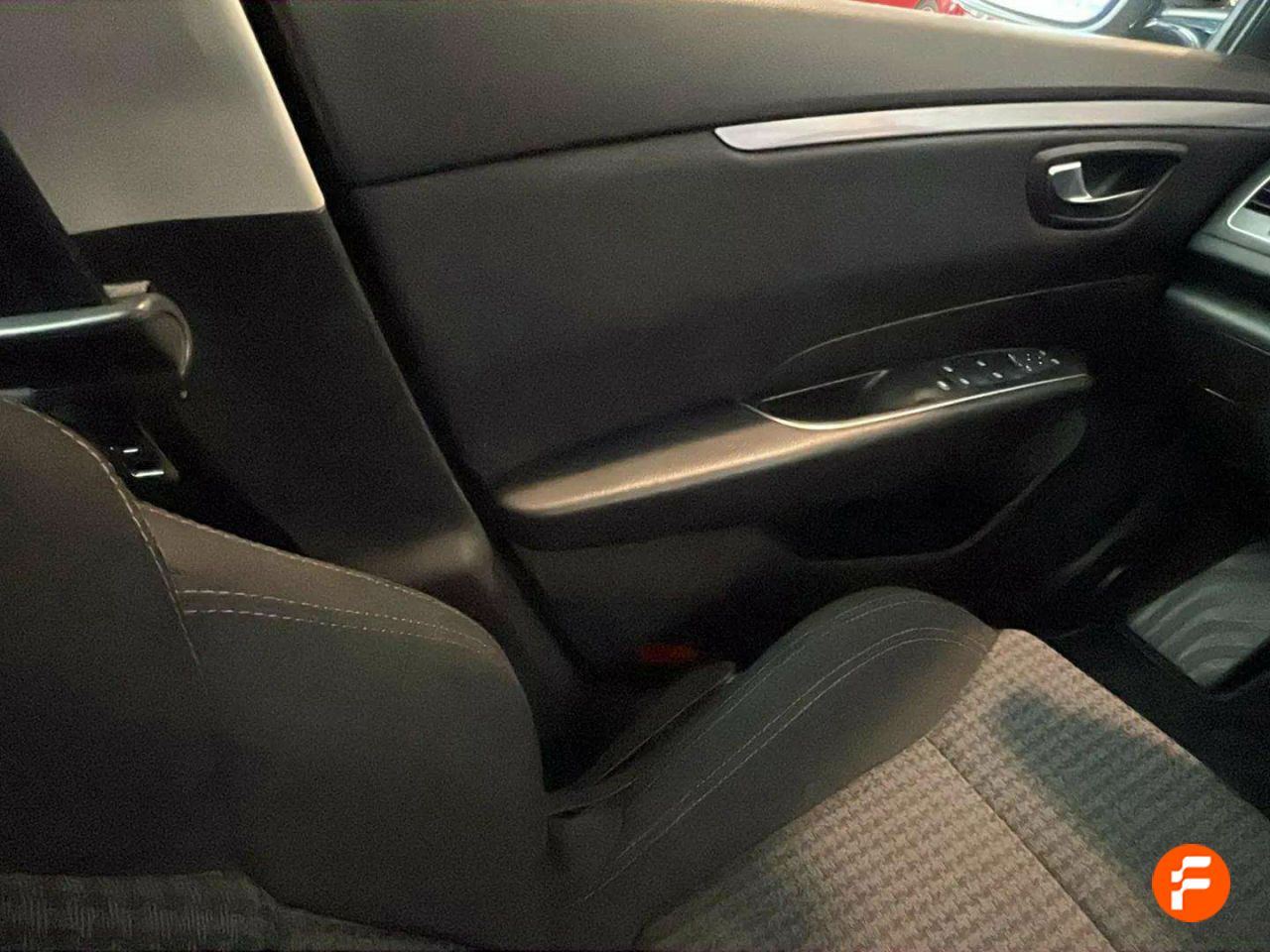 Foto Renault Talisman 15